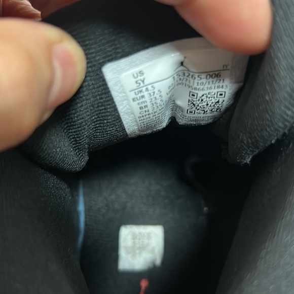 Jordan 13 - Picture 5 of 6